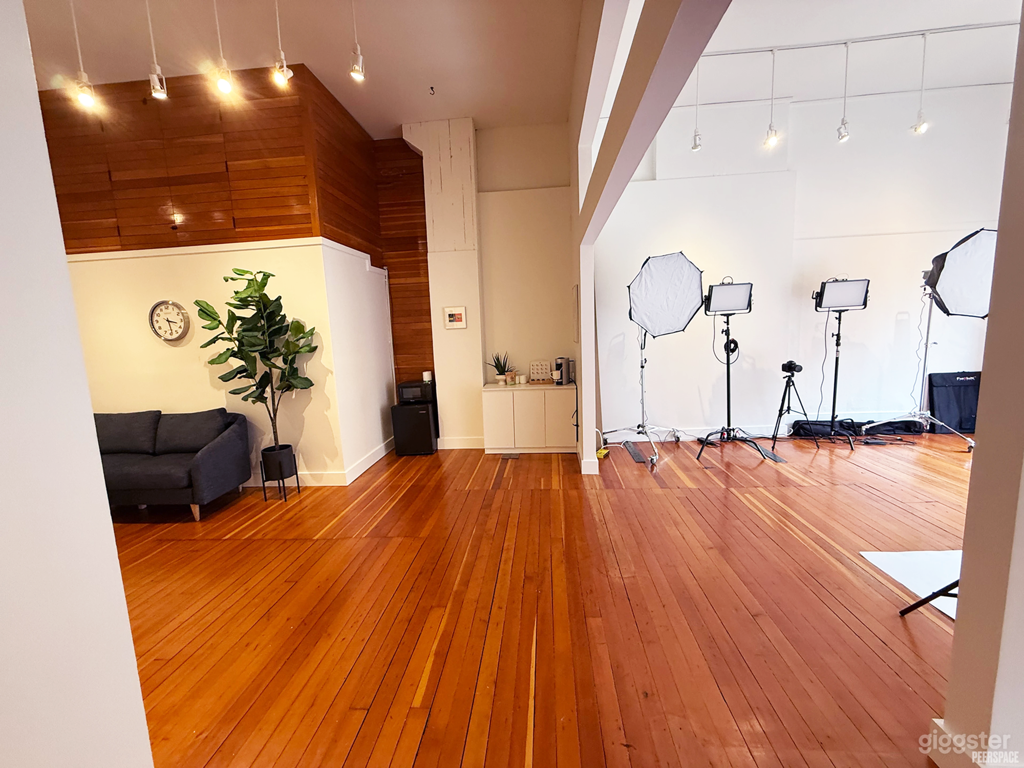 Spacious, Versatile Creative Studio in Pioneer Square Photo 1