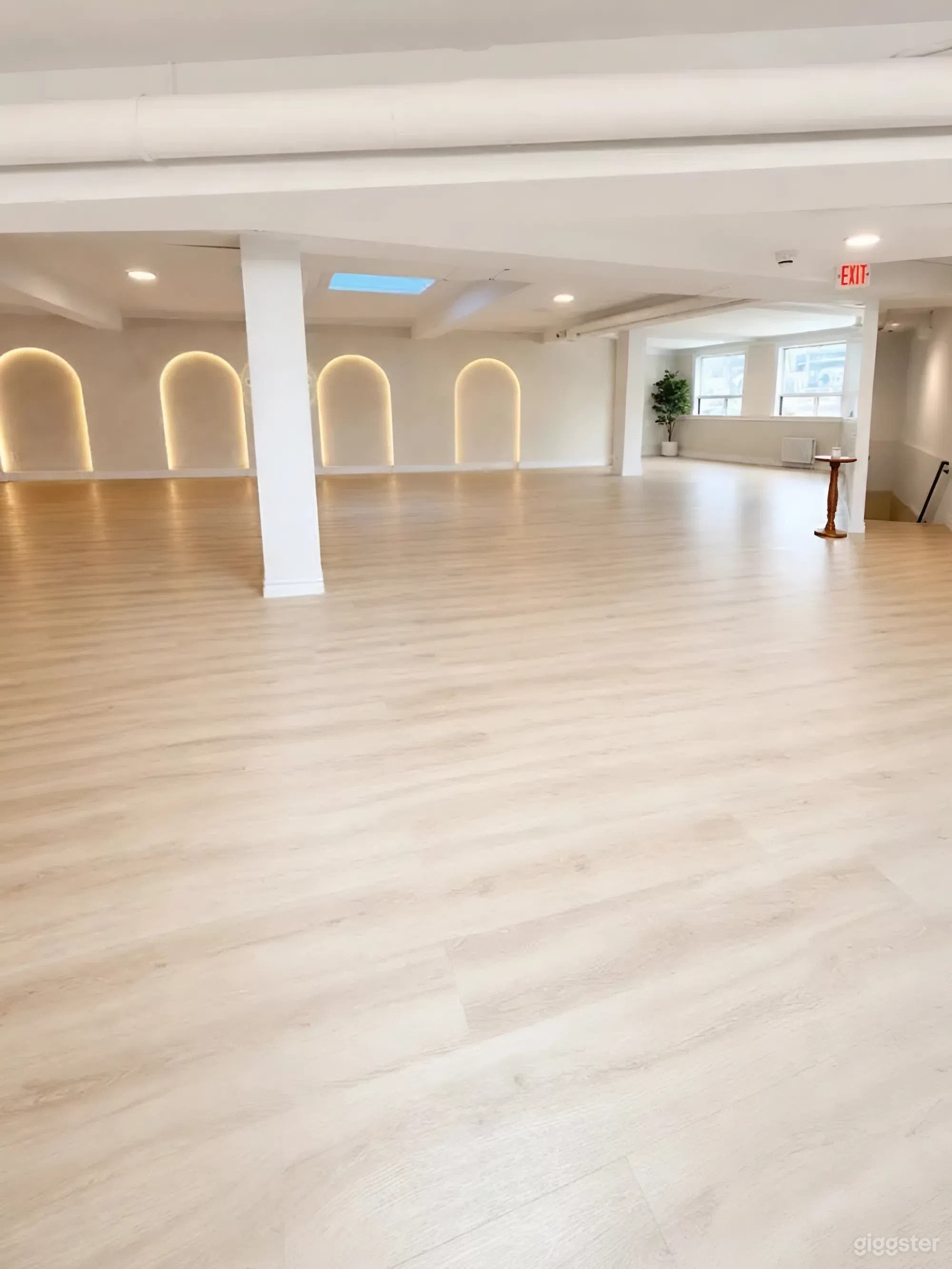 Bright Event Space in Downtown Toronto  Photo 2