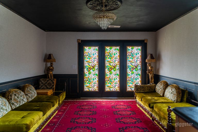  Charming Mid-Century Paper House East Nashville 