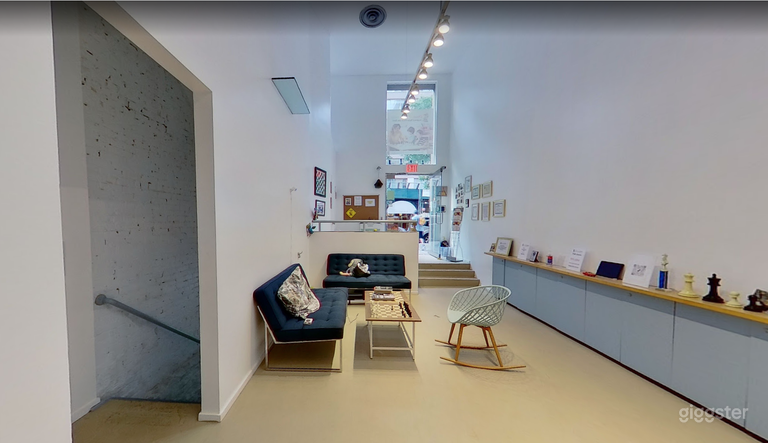  Large Reception/Hall way to entertain guests - former Art Gallery of Yoko Ono  