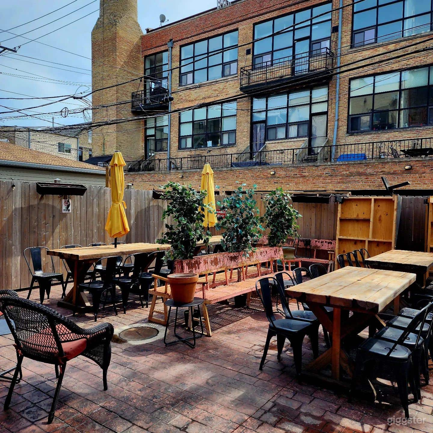 Classic Prohibition Era Dive Bar Outdoor Patio Photo 4