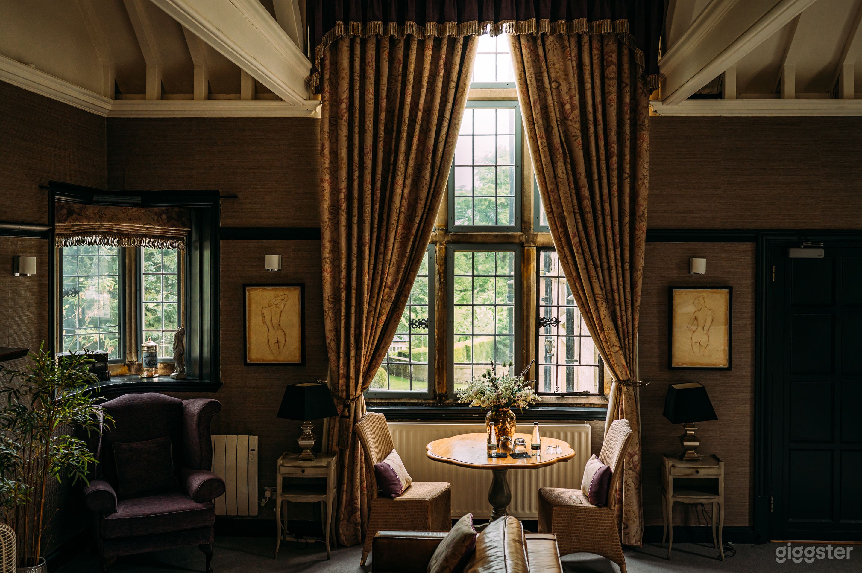 An Elegant Country House in North Yorkshire Photo 4