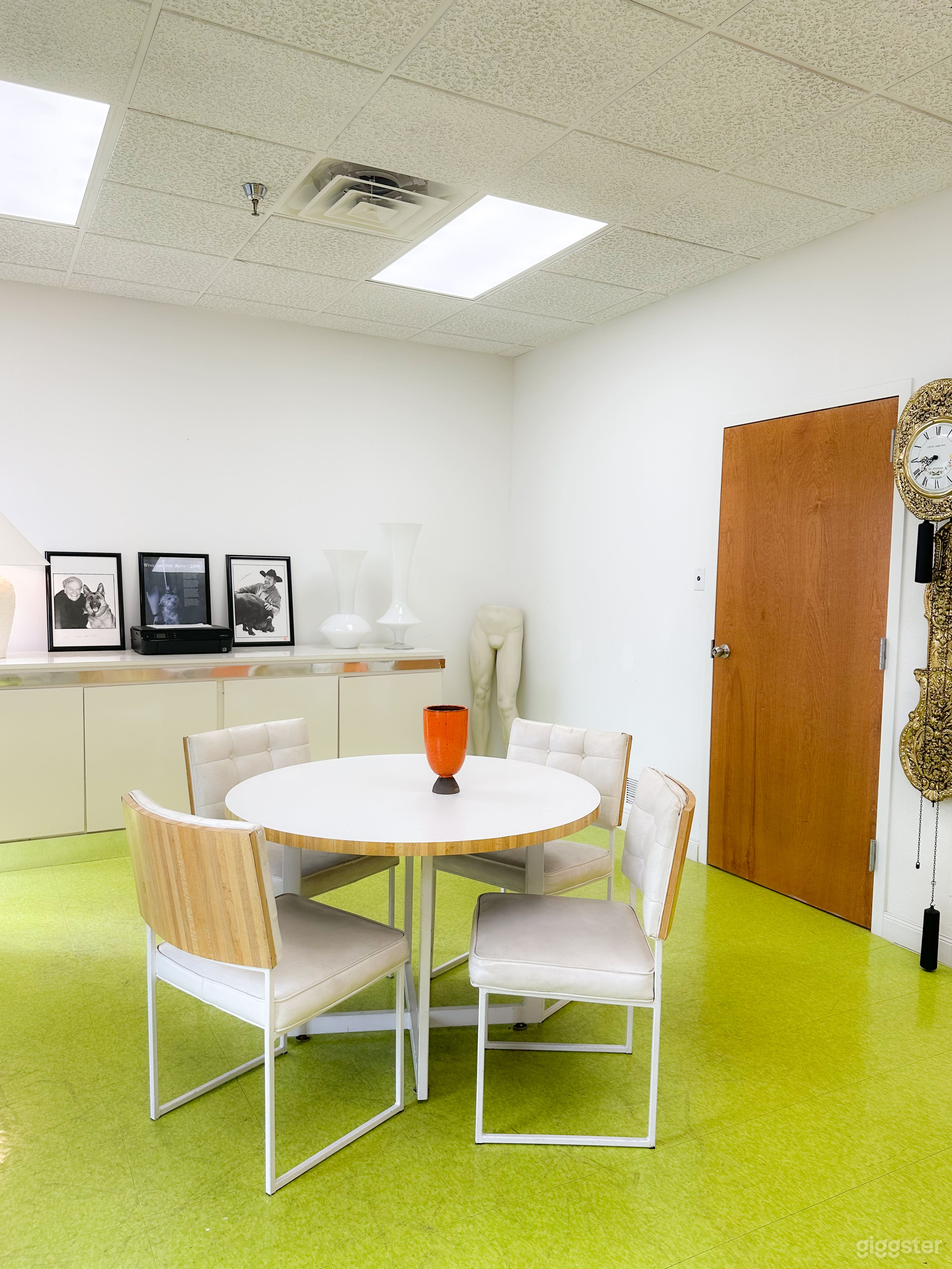 Meeting/Conference Room Photo 4