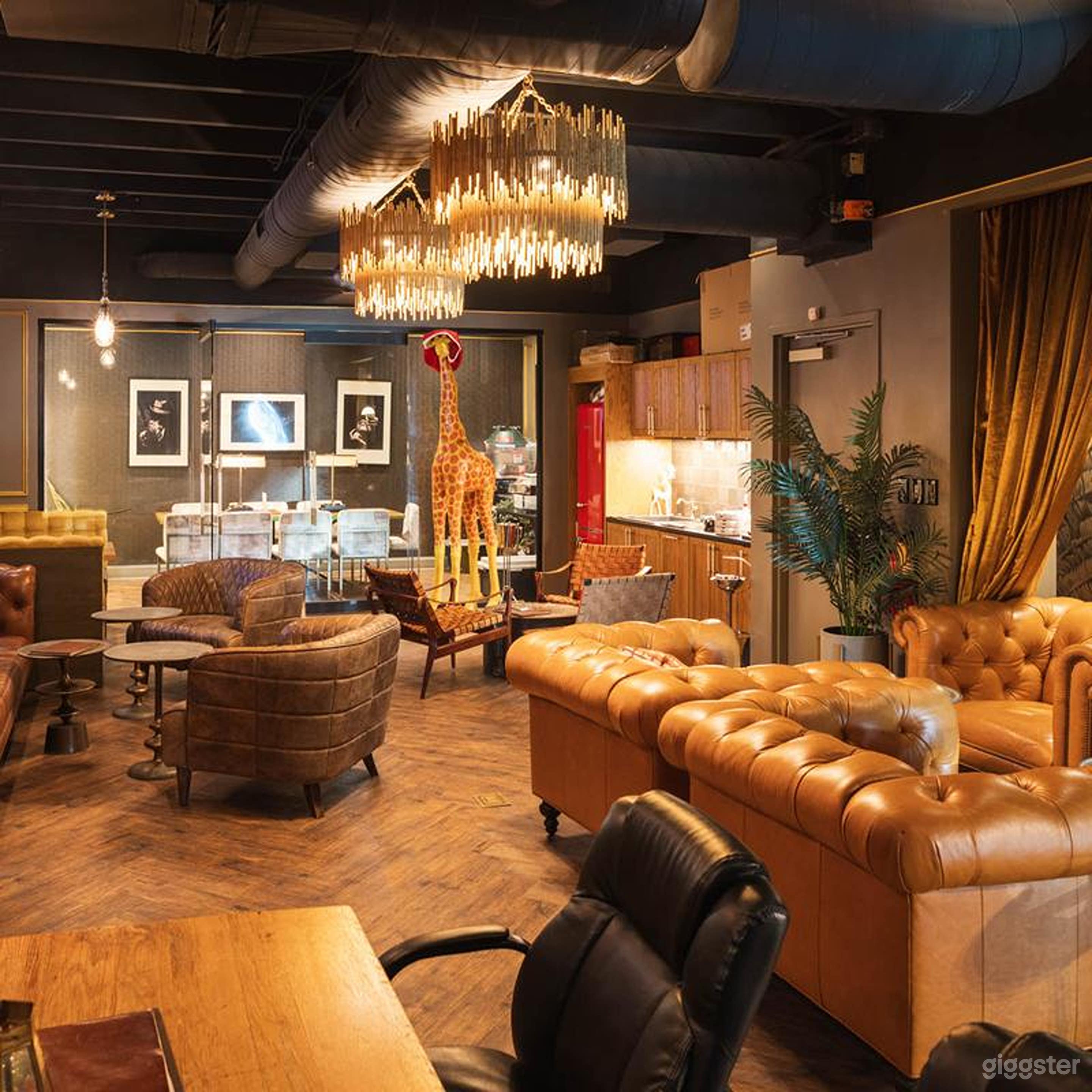 Private Office - Cigar Lounge Photo 3