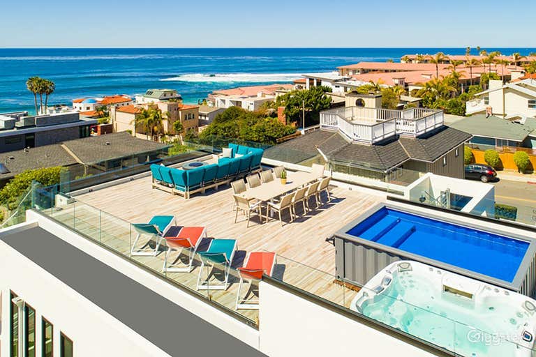  Modern Luxury Beach Home | Roof Deck Pool 