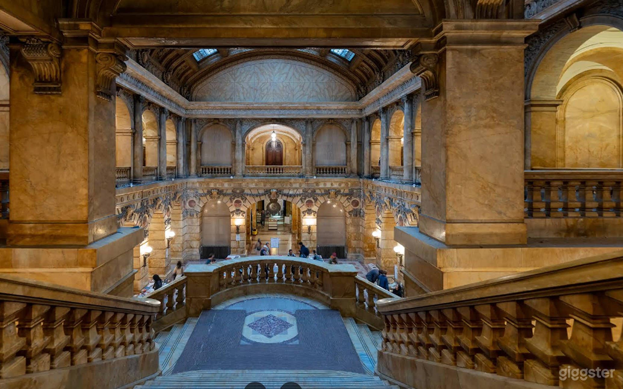 Historic Beaux-Arts Landmark.Grand Staircase (Full buyout) Photo 1