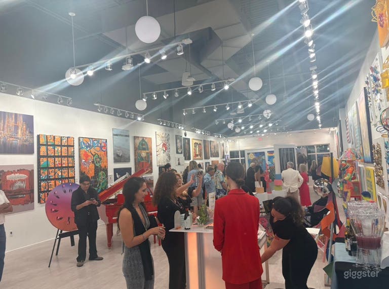  Upscale Art Gallery for corporate events or private parties 