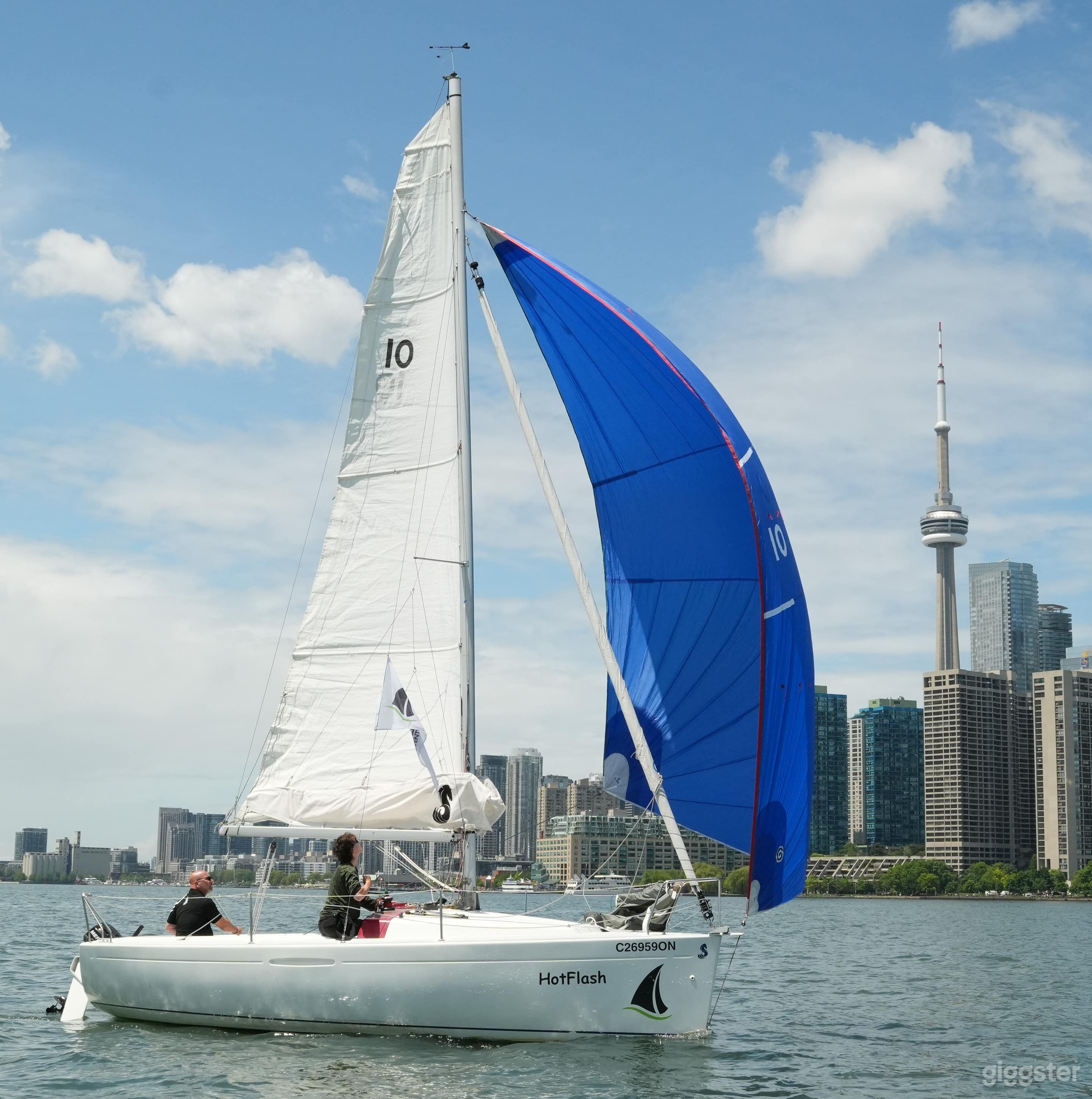 Hot Flash Sailing Yacht Photo 1