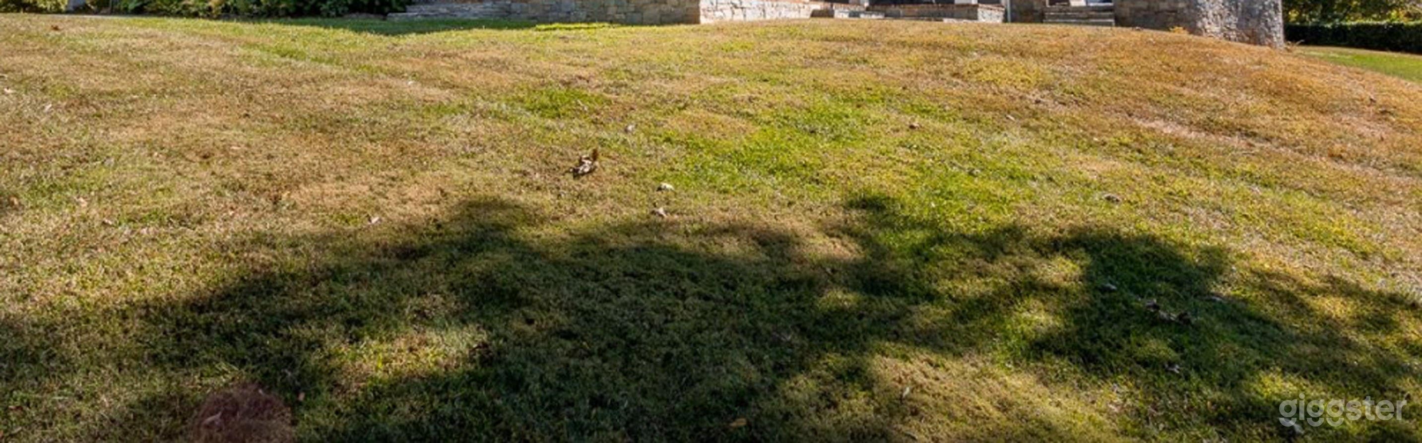 Spacious Outdoor Yard Photo 2