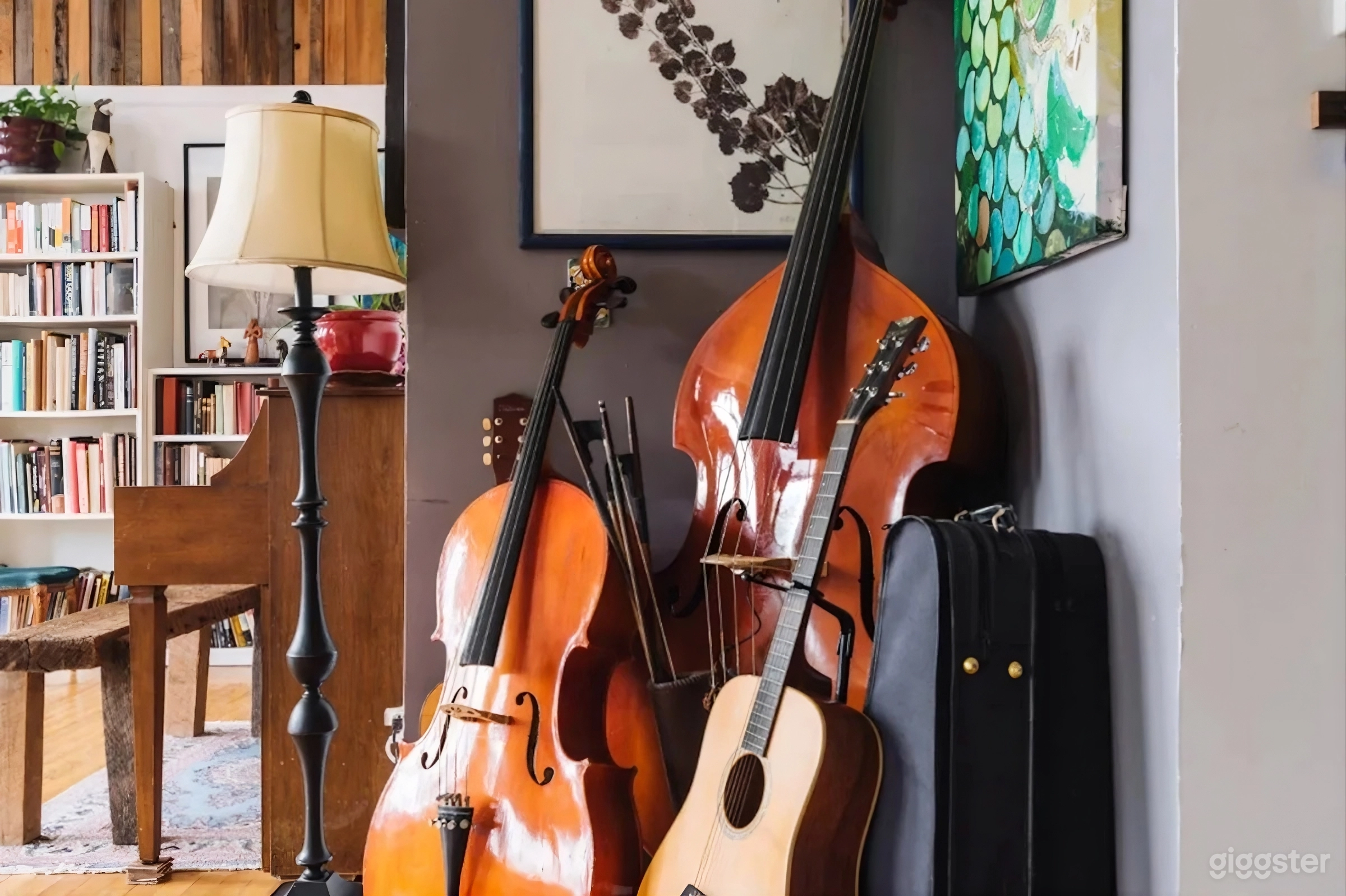 Bohemian Brooklyn Loft w/ Beautiful Natural Light Photo 2