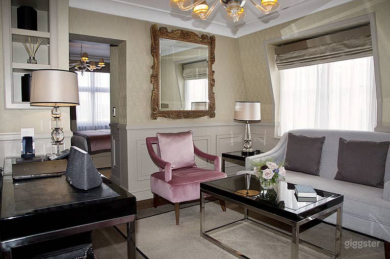 St James's Hotel and Club Photo 1