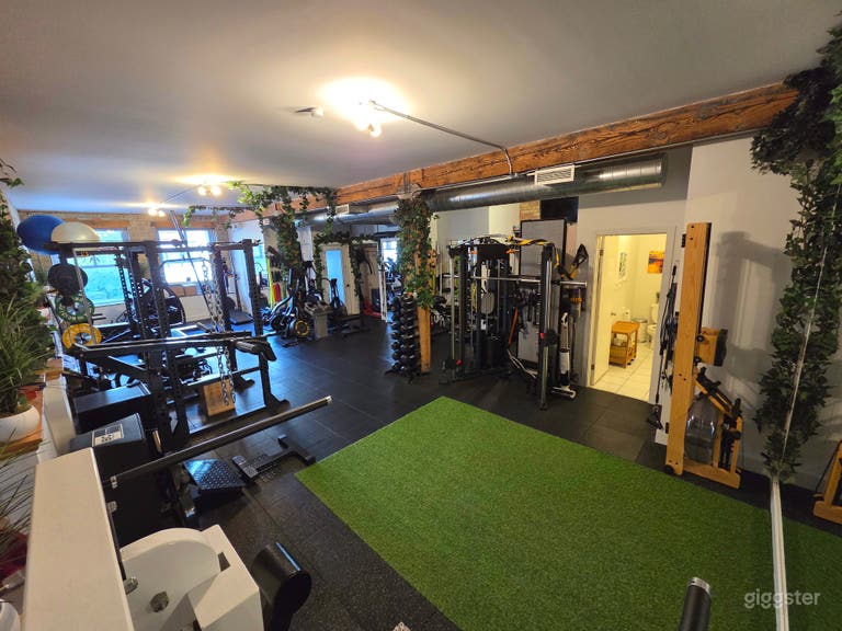 Beautiful gym, pilates and studio in Toronto  