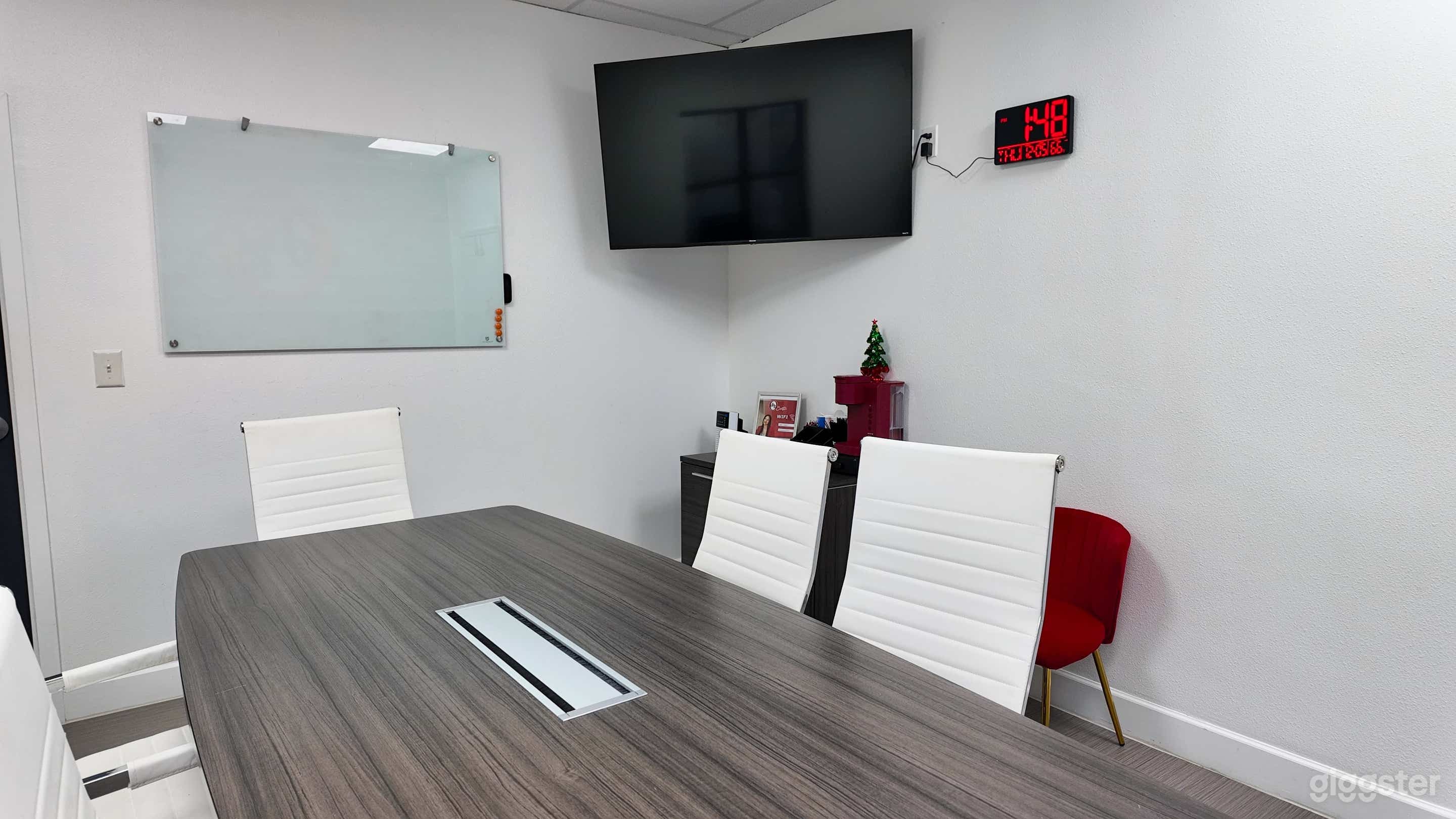 Big Conference Room Photo 3