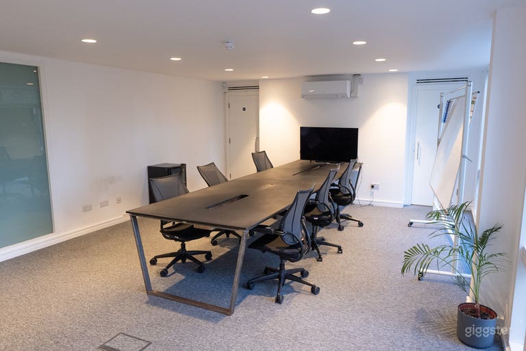  Affordable Meeting Room with Aircon  