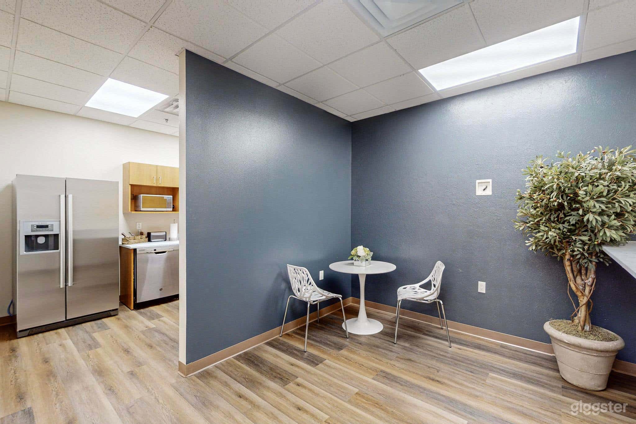 Event Space or Coworking lounge Photo 3