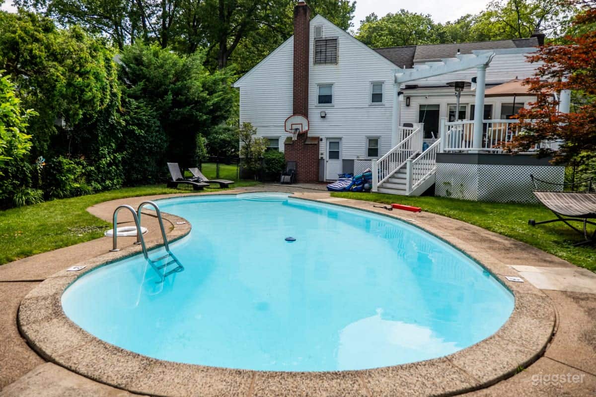 Heated Pool Paradise  (Full Buy out) Photo 2