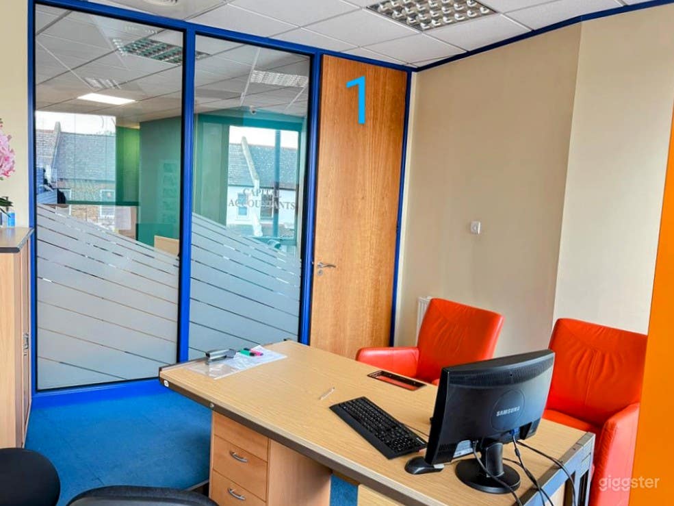 Smart Office Spaces by the Hour for Shooting Photo 2