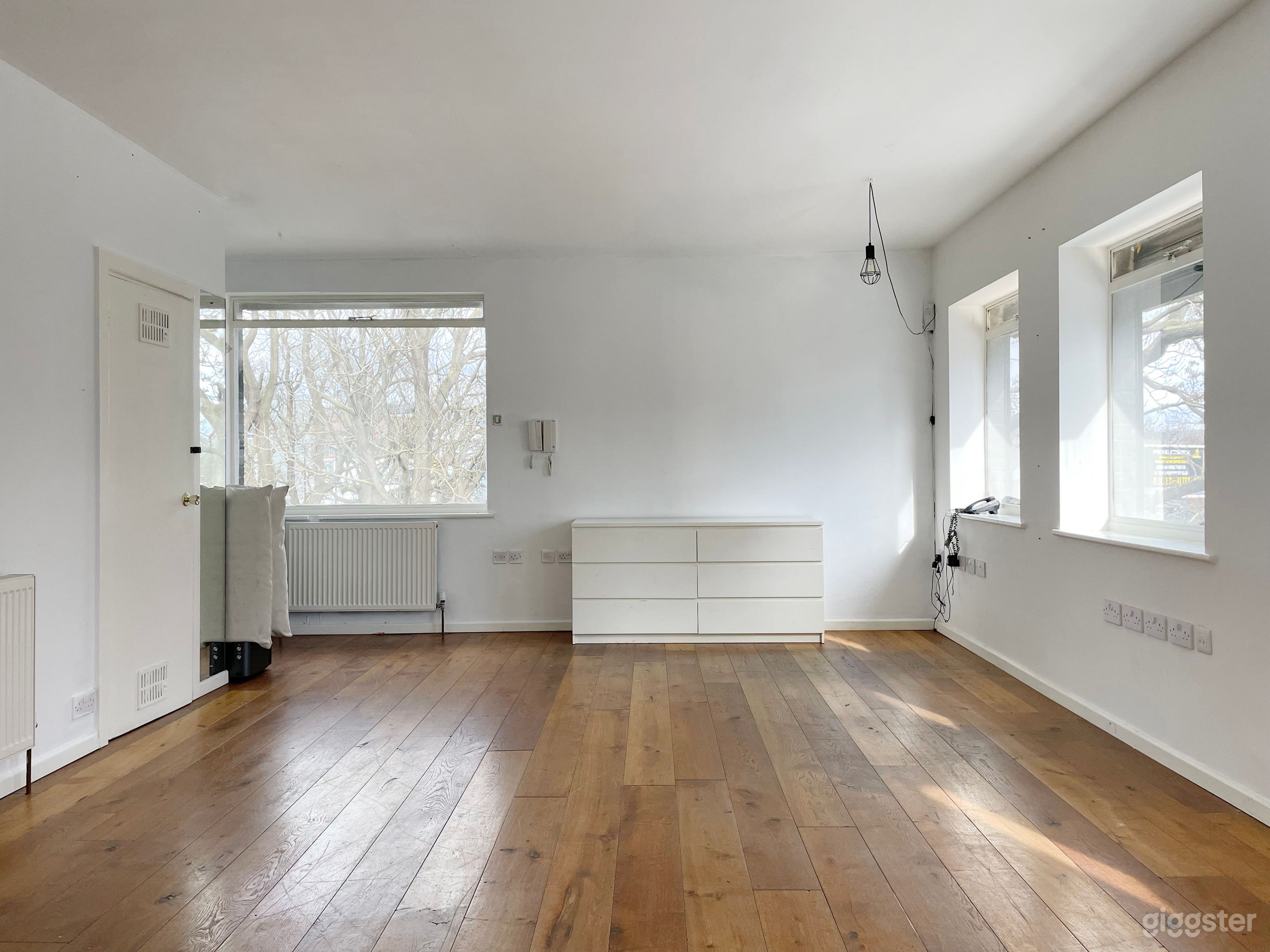 East London multipurpose rehearsal room Photo 2