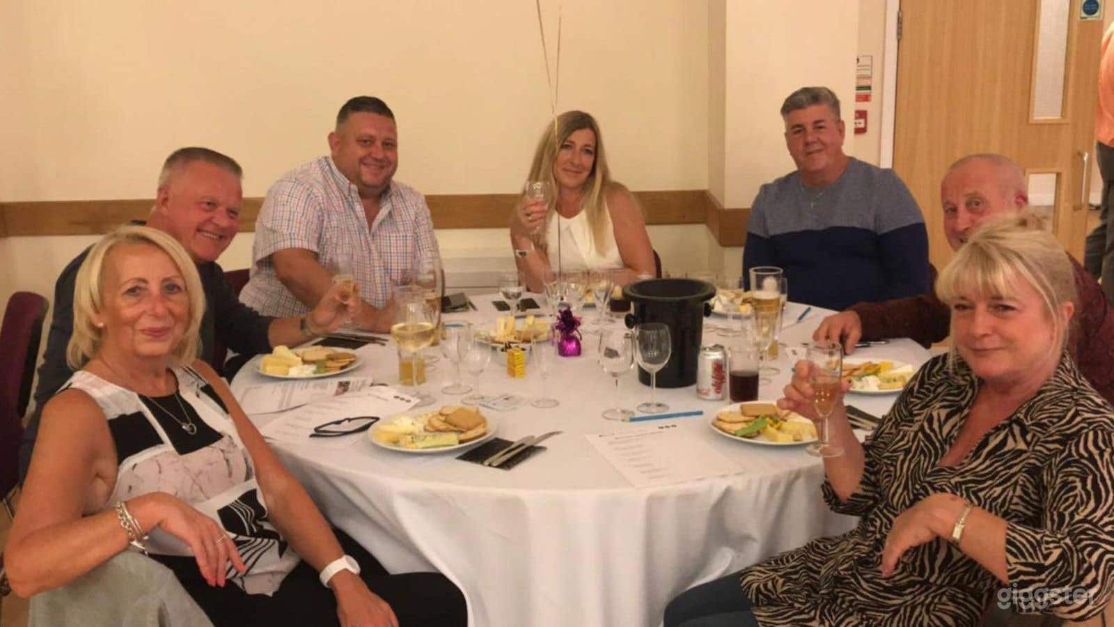 Intimate Small Hall for Meetings Photo 4