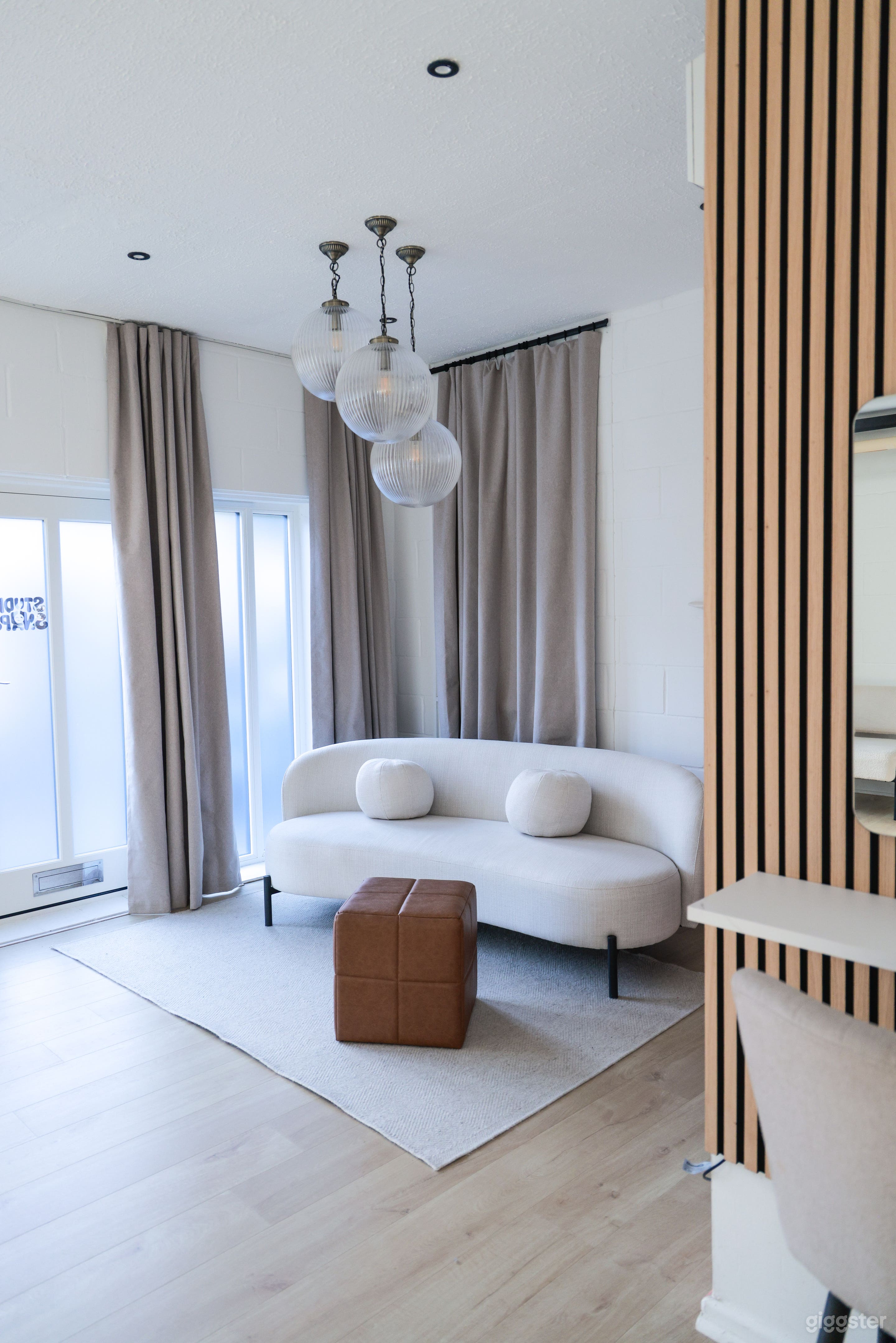 Bright Studio in Central Cambridge Photo 2