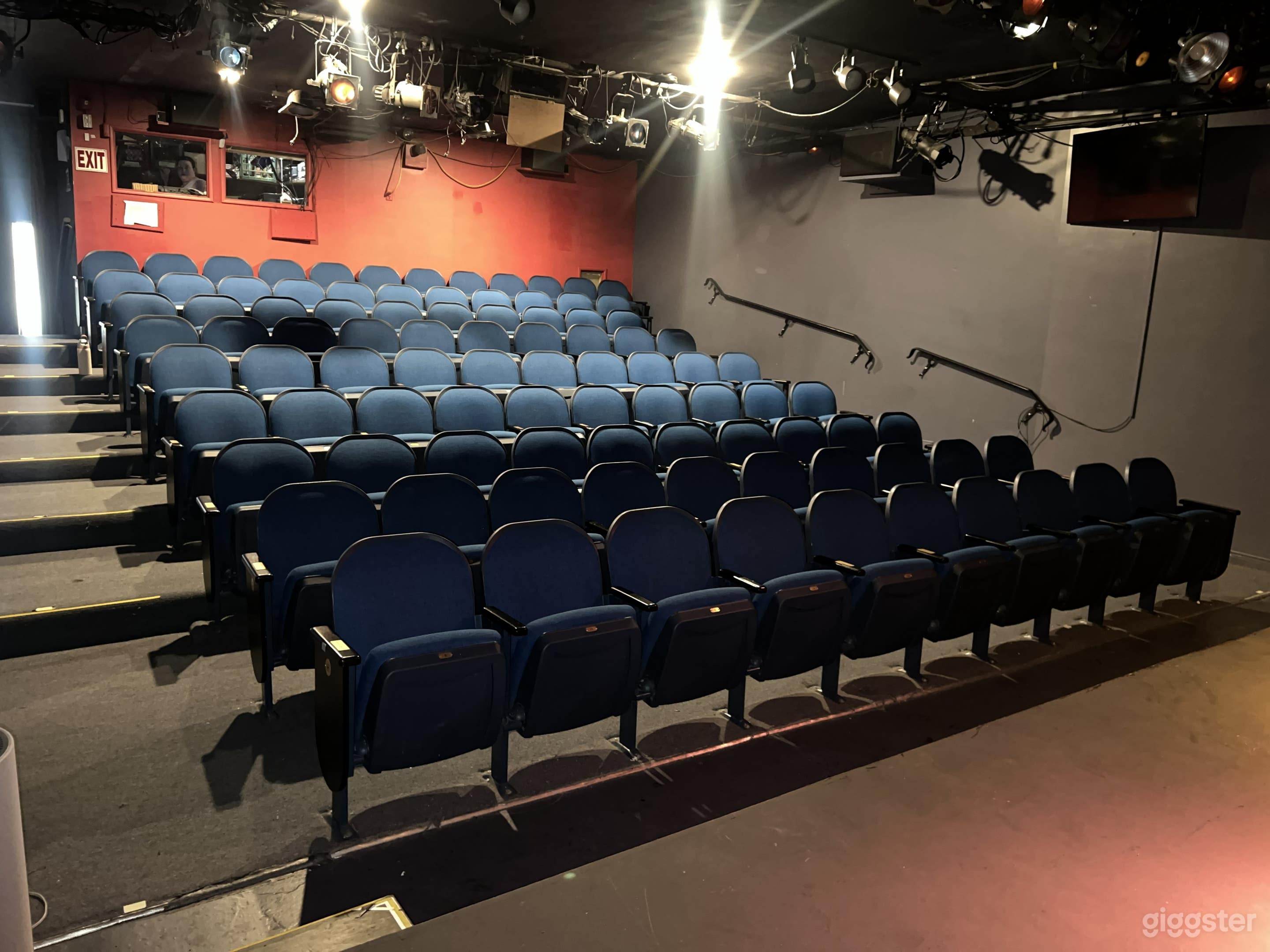 Historic 99-Seat Theatre Near Burbank Studios Photo 4