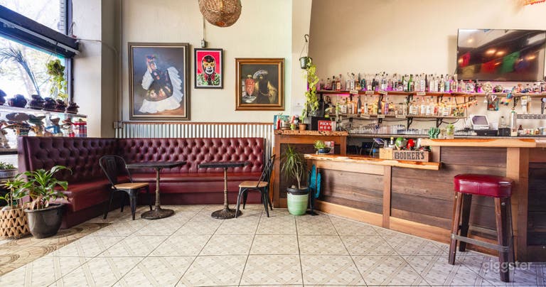  Latin Bar Dining Area 