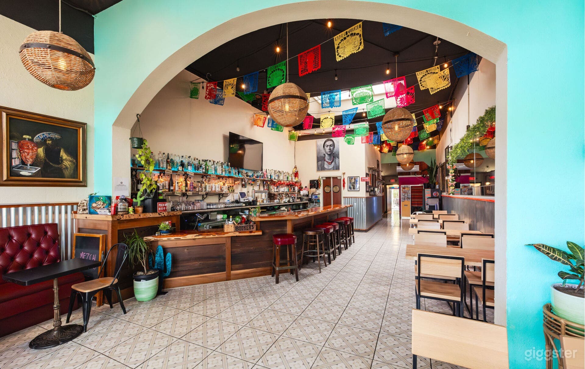 Latin Bar Dining Area Photo 3