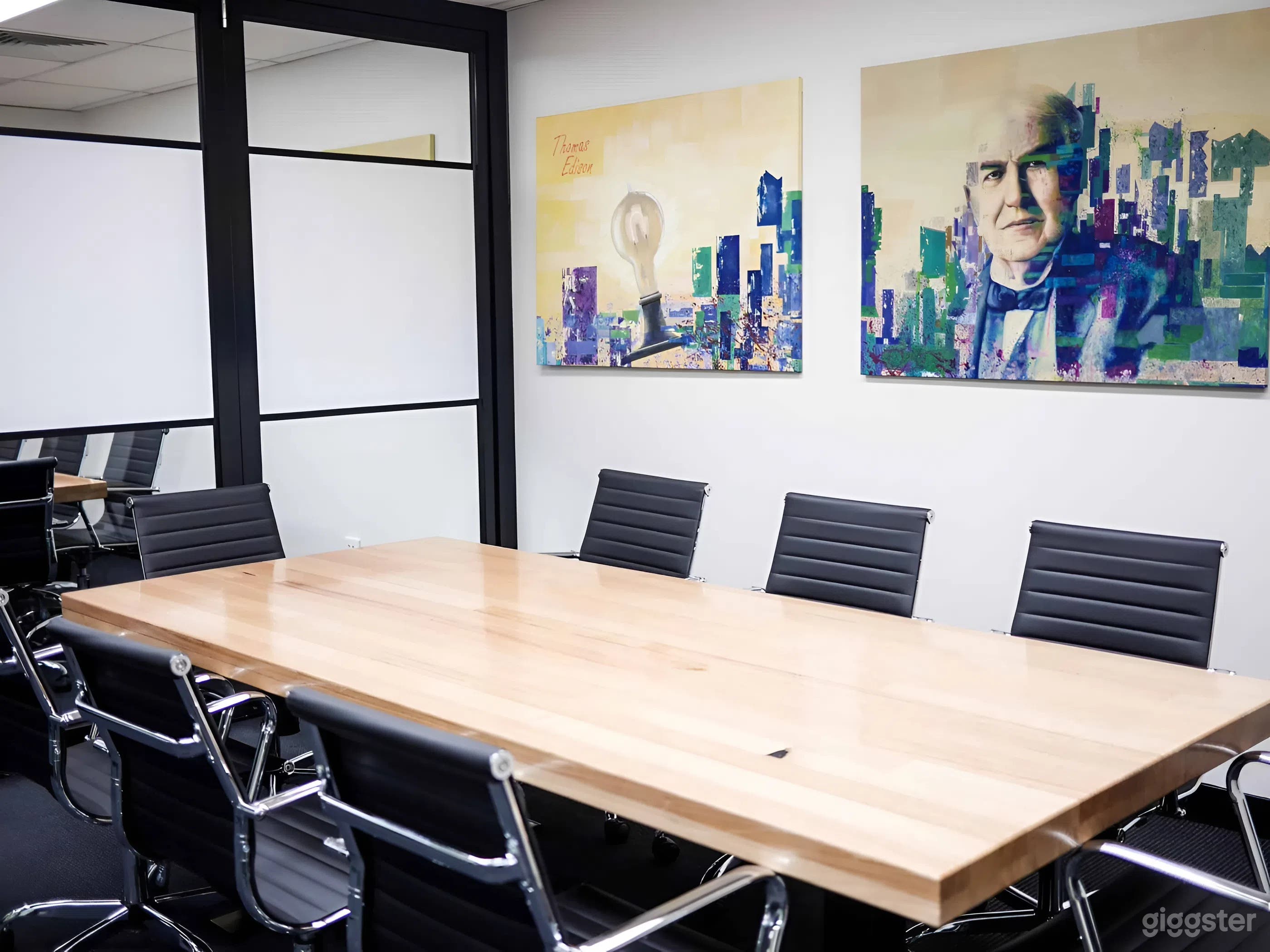 Edison Room - Private Meeting Space for 8 Persons Photo 1