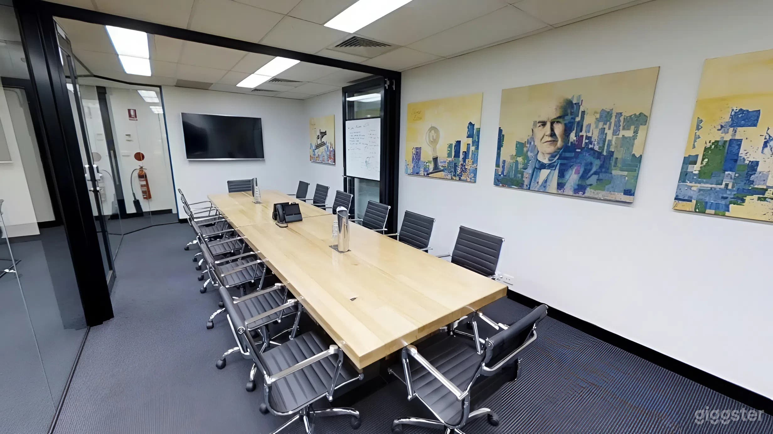 Edison Room - Private Meeting Space for 8 Persons Photo 3