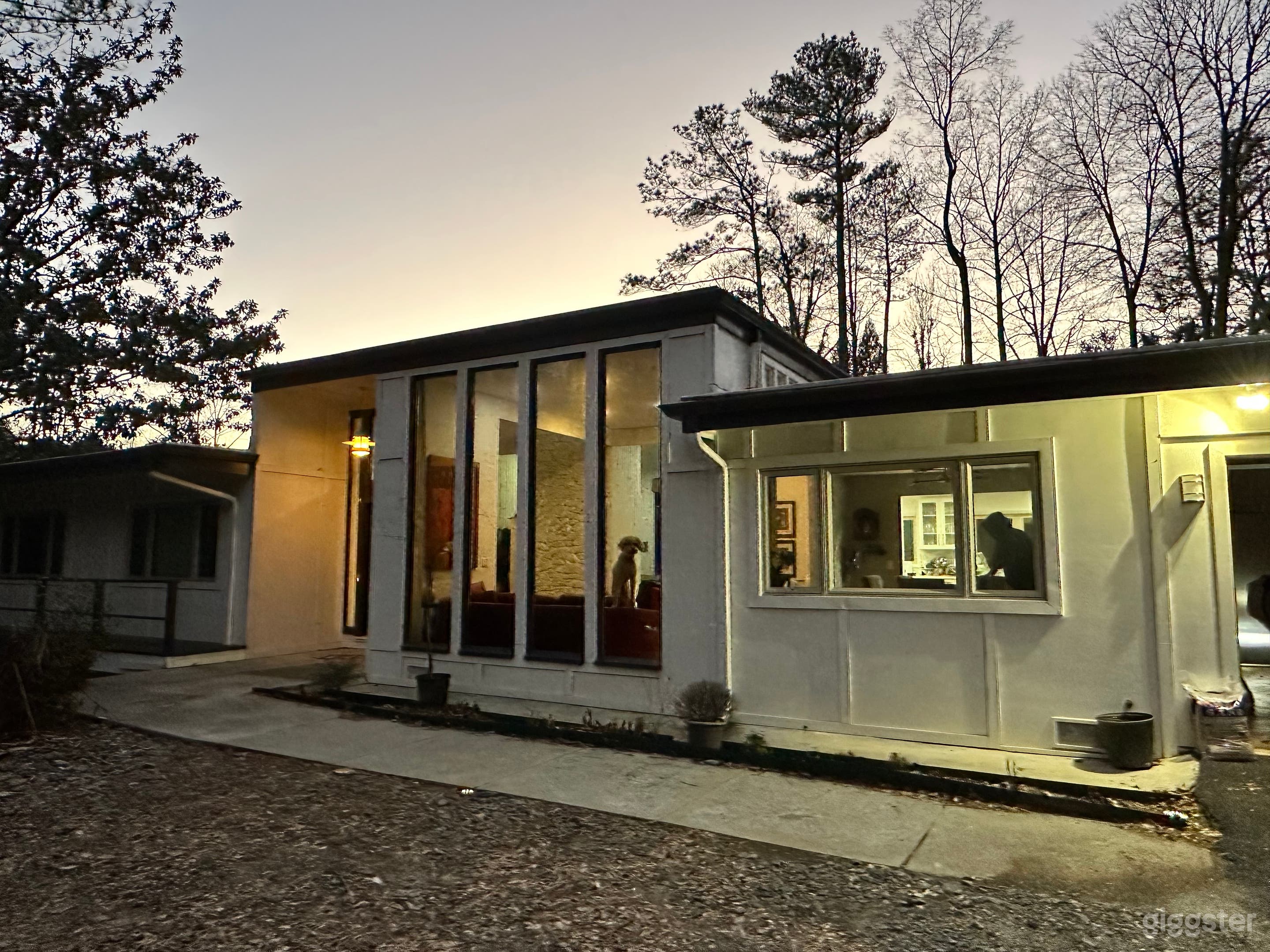 Mid century modern home front view 