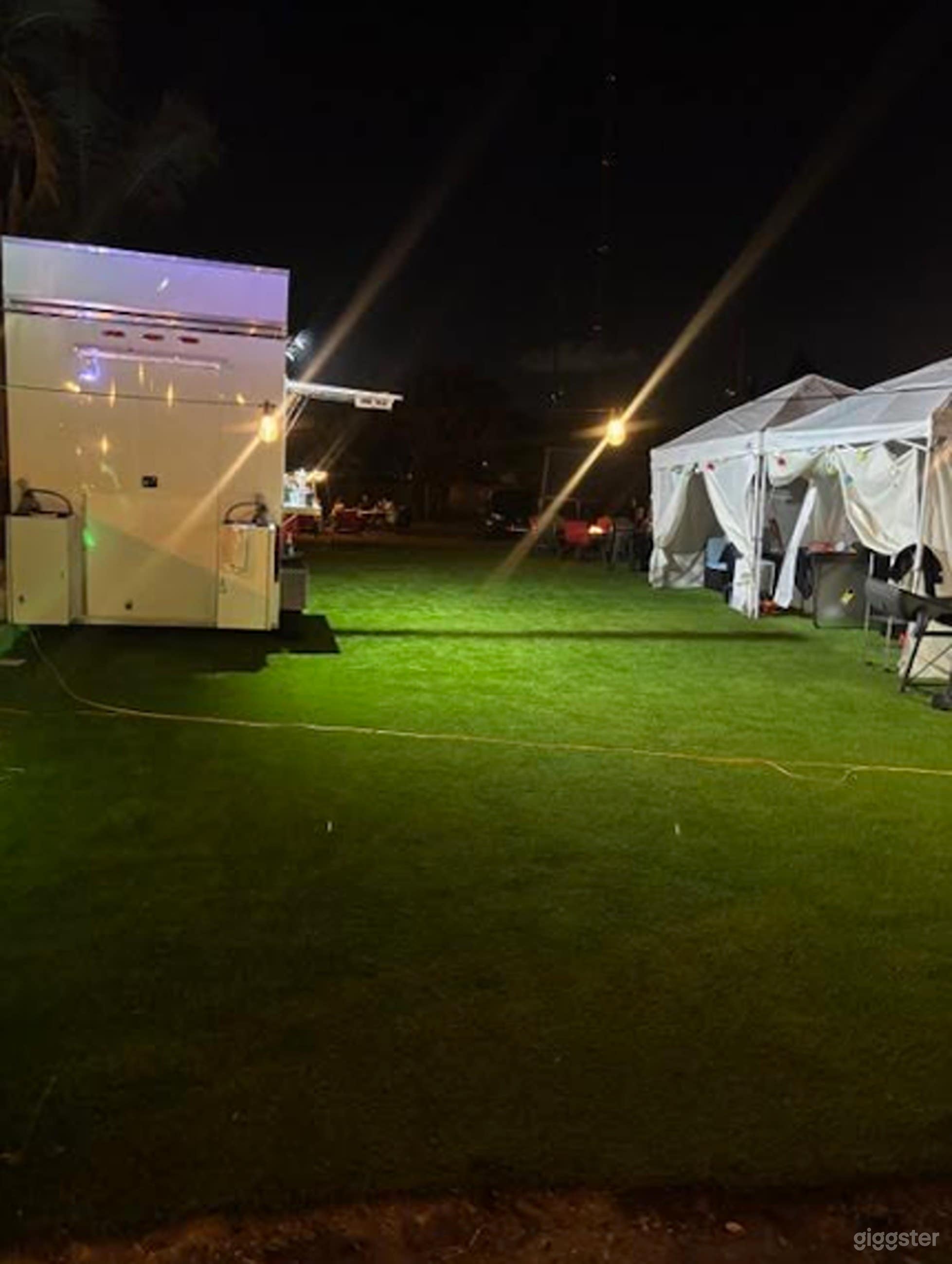 Versatile Open Outdoor Space Photo 4