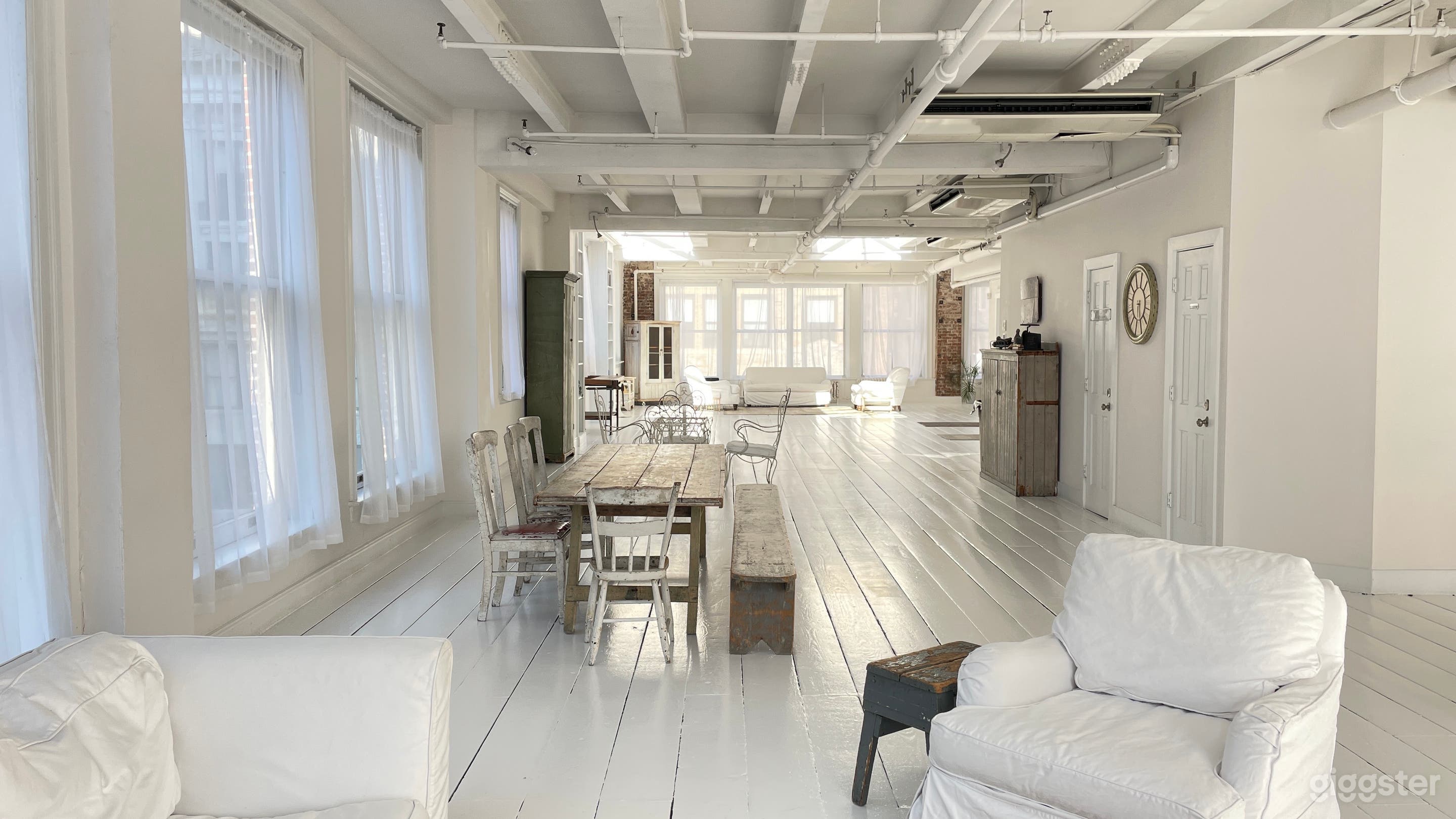 4,500 sq. ft. Penthouse Studio Photo 3