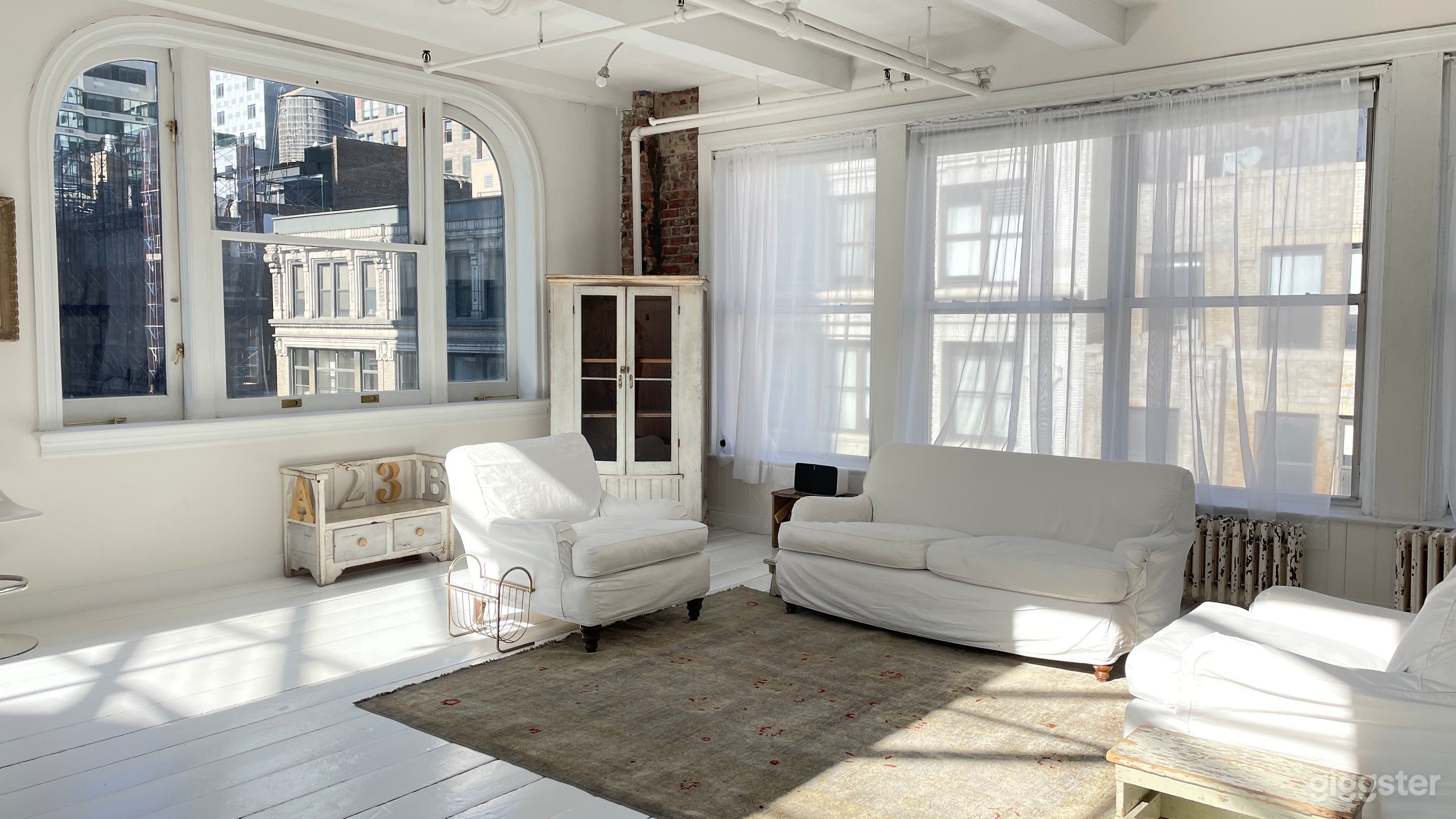 4,500 sq. ft. Penthouse Studio Photo 2