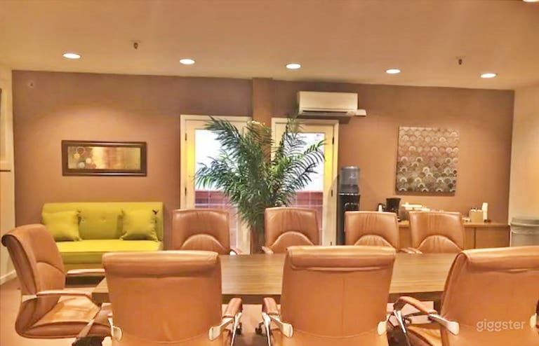 Adorable Conferenece Room in Heart of SoMa 