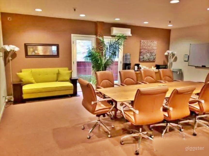 Adorable Conferenece Room in Heart of SoMa Photo 4