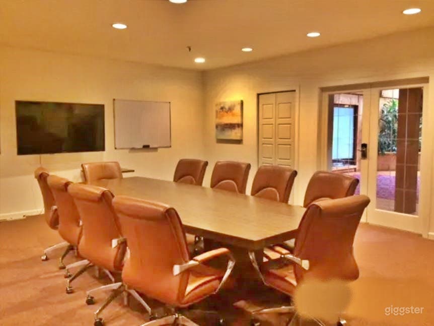 Adorable Conferenece Room in Heart of SoMa Photo 2