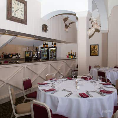 Hambleton Dining Room Photo 4