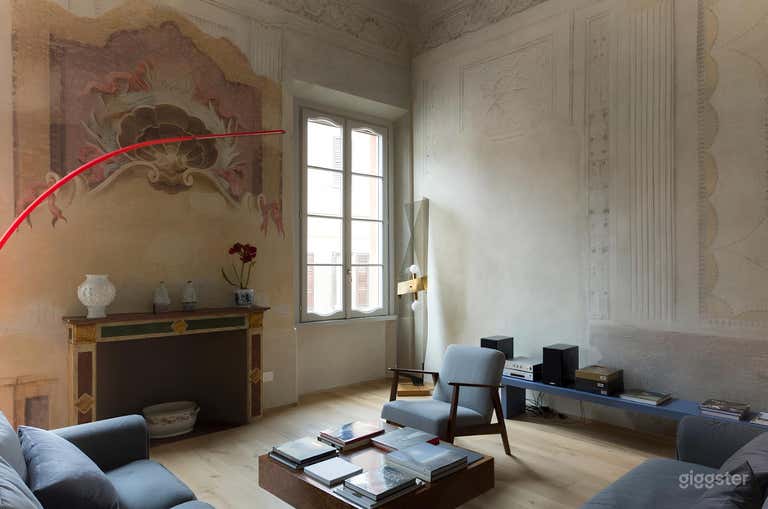  17th-Century Fully Frescoed Apartment in Mantua 