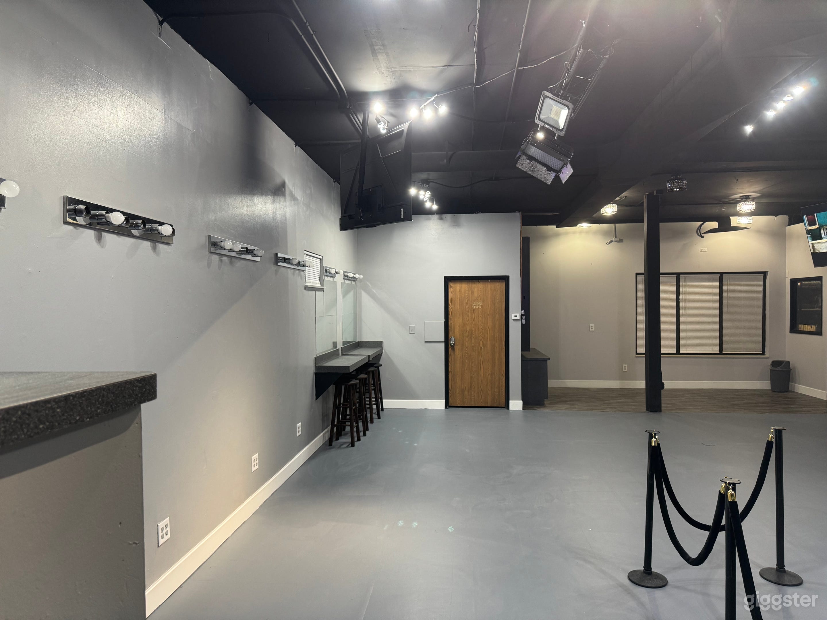 PREMIER MICRO VENUE AND EVENT SPACE Photo 1