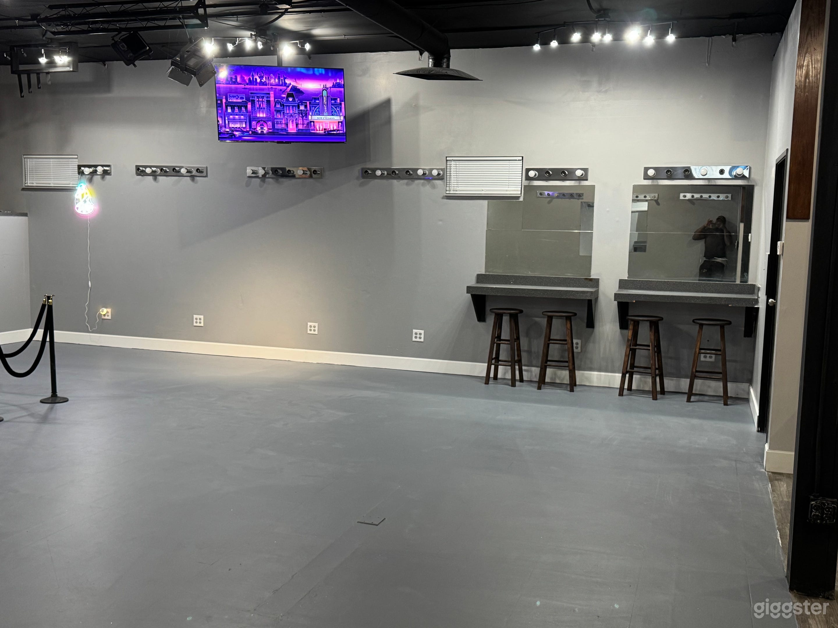 PREMIER MICRO VENUE AND EVENT SPACE Photo 3