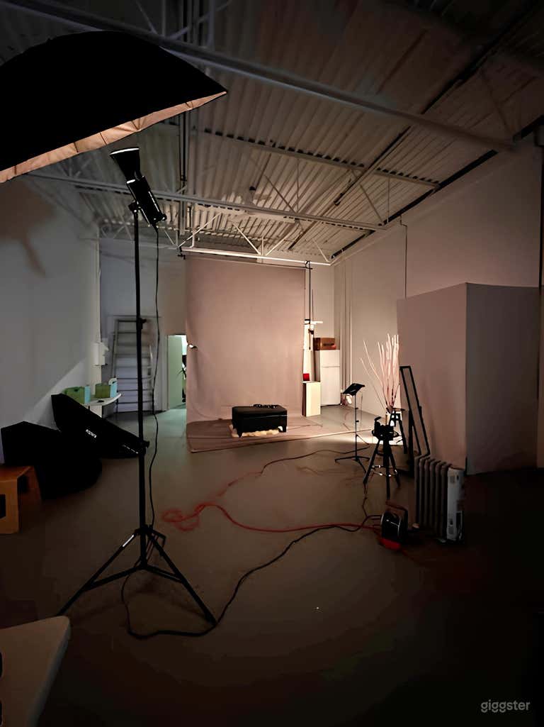  White Loft Studio 