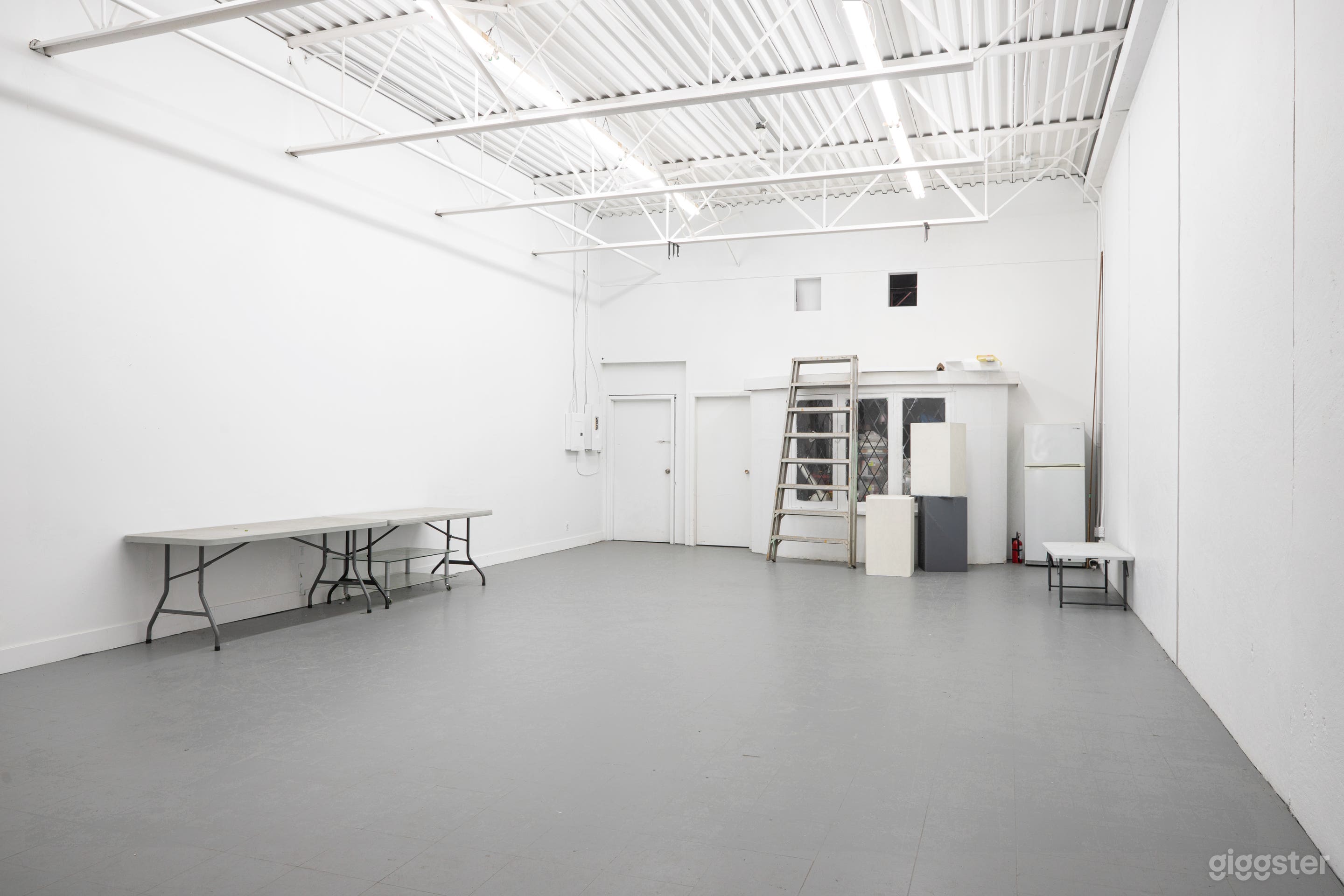 White Loft Studio Photo 2