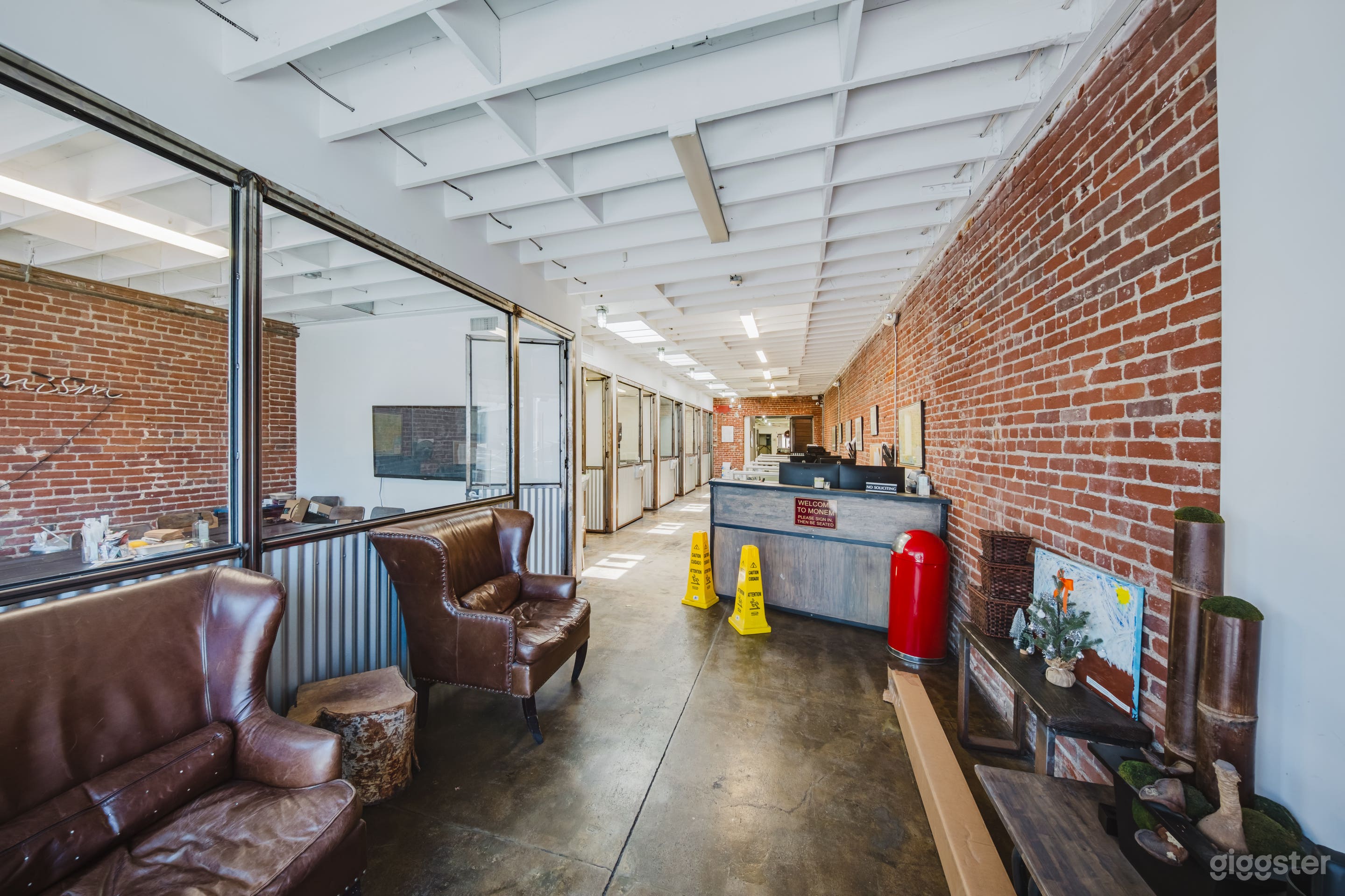 BRICK & COPPER OFFICE FLEX SPACE Photo 3