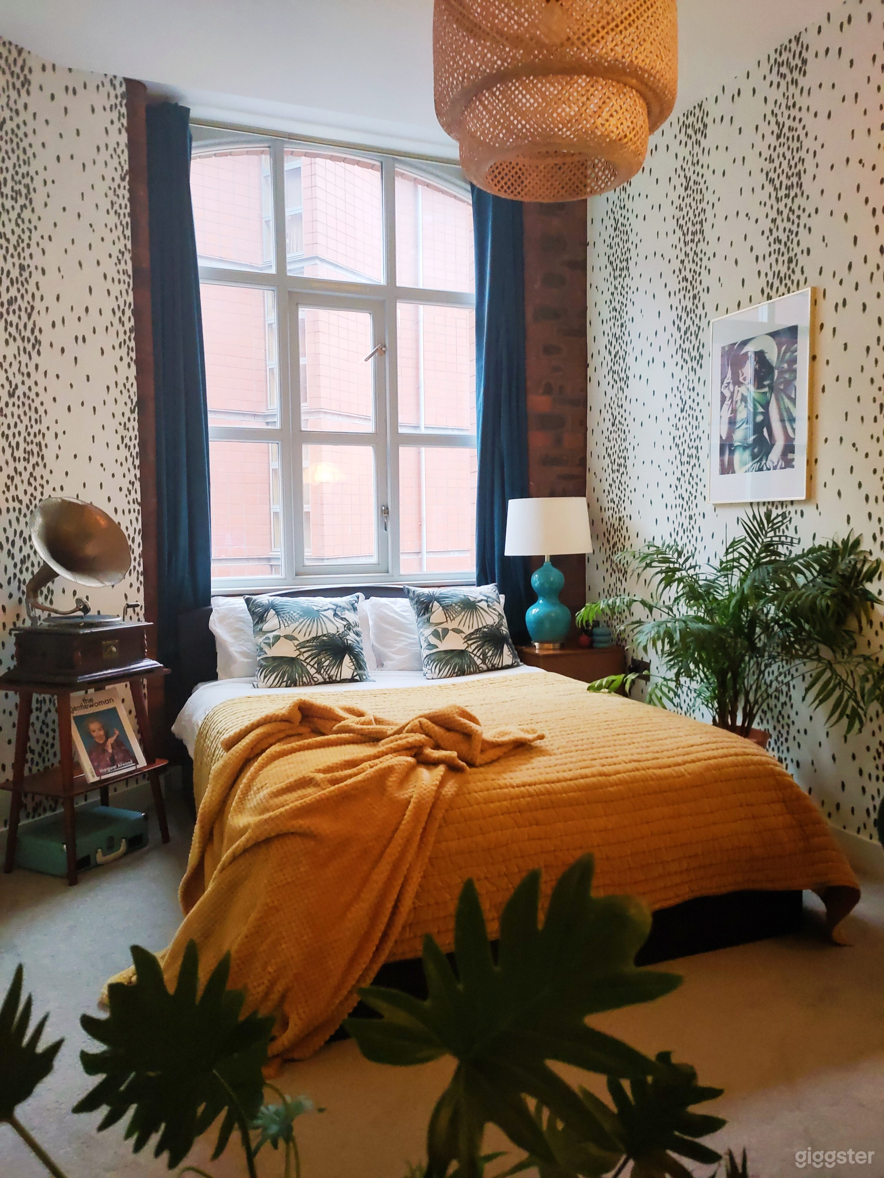 Loft Style 19th Century Mill Apartment Photo 2