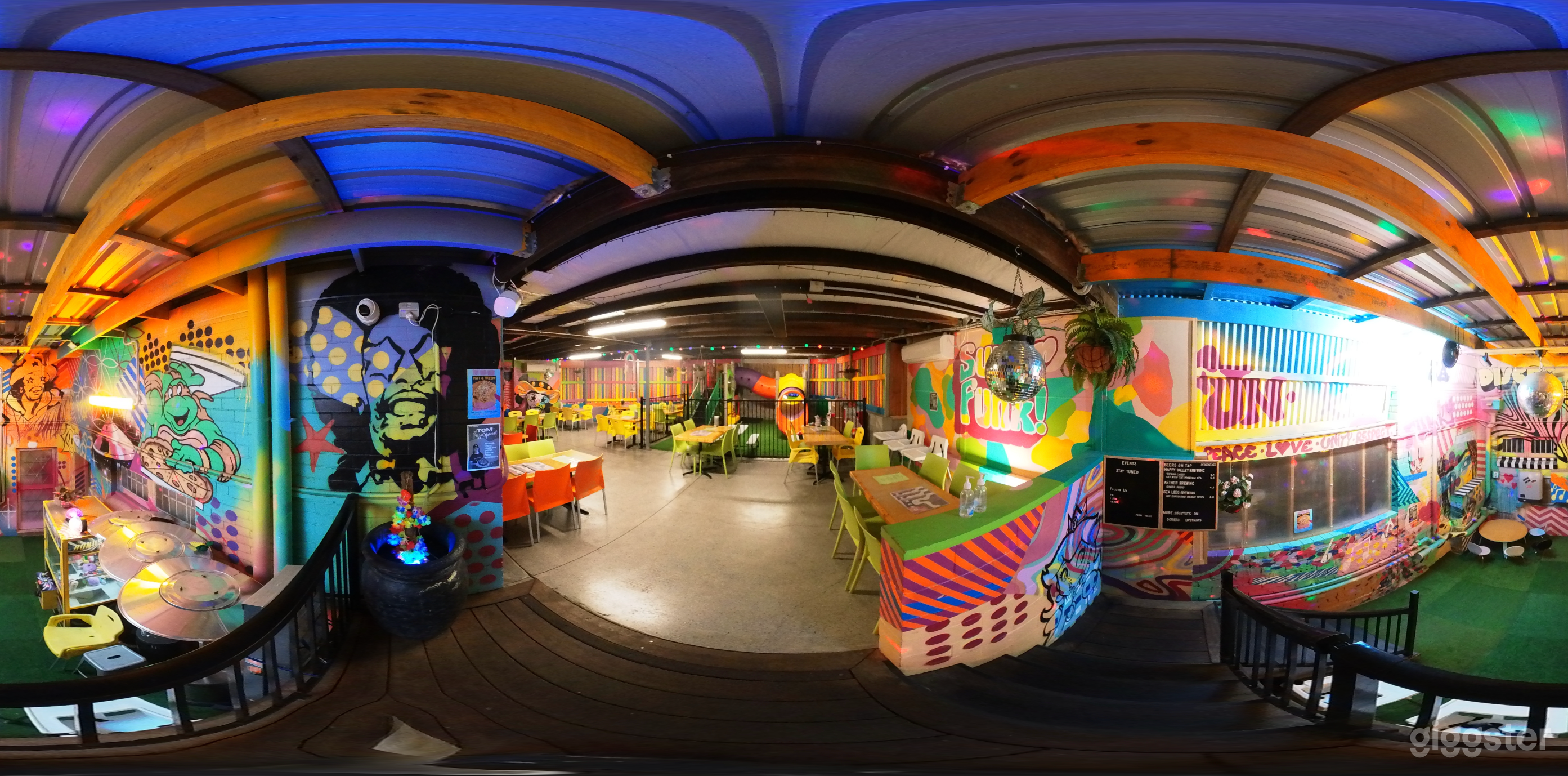 70's Funk Themed Cafe/Pizzeria Photo 3