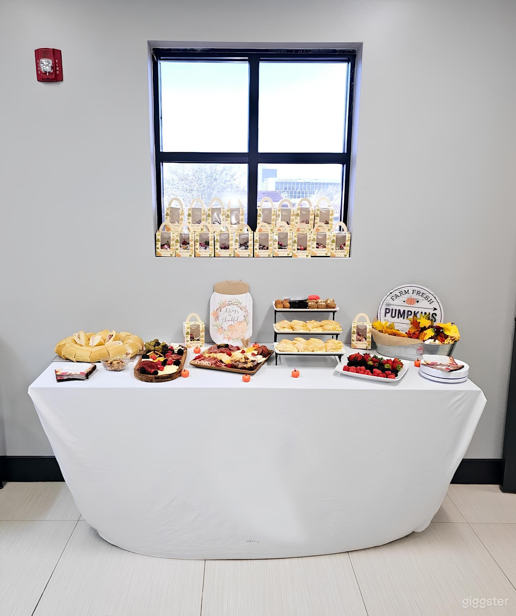 Premium Modern Event  Space Photo 4