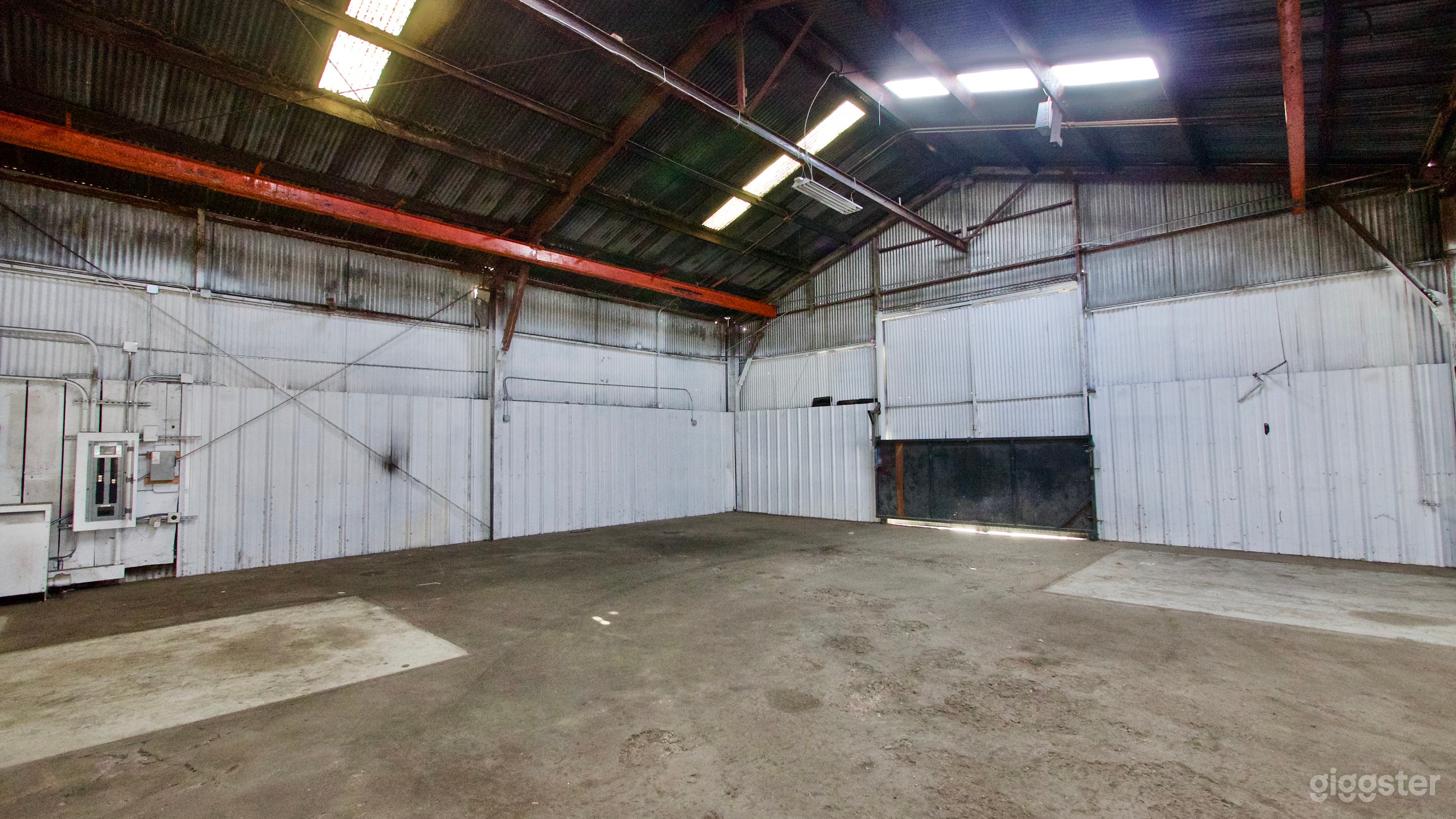 Mega Studios Corner Cyc Unit