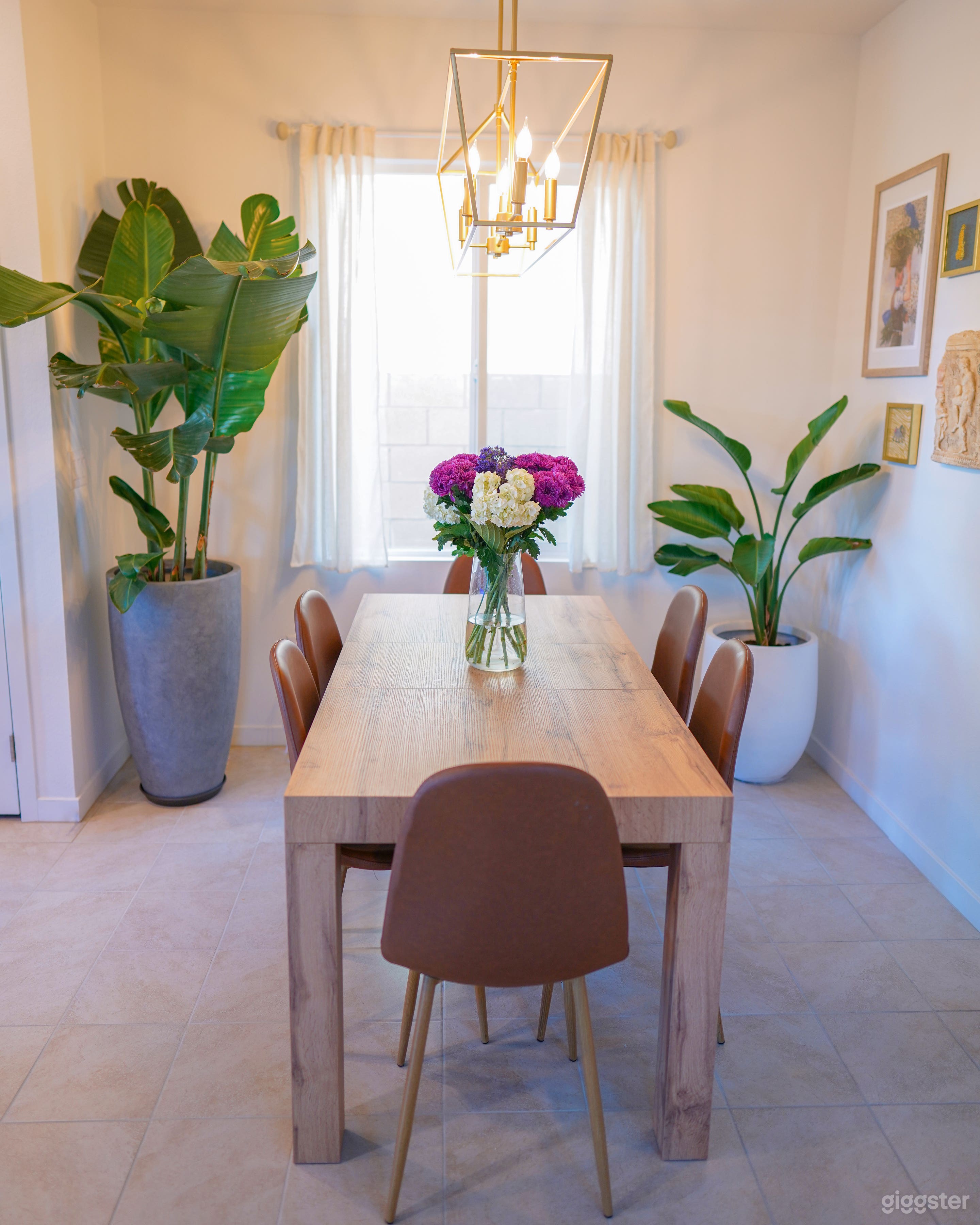 Jungle Tropical House ( Christmas Decors is up ) Photo 4