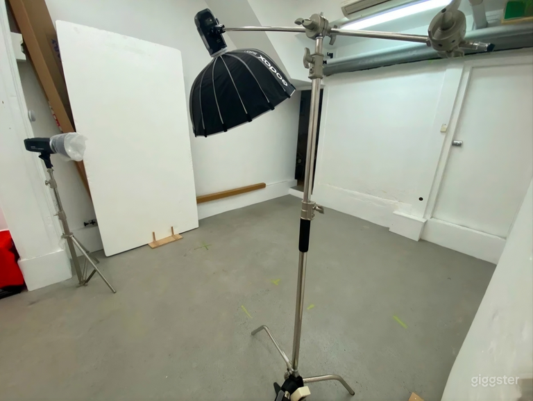  Estudio Íntimo de Foto y Video con Acceso a la Calle 
