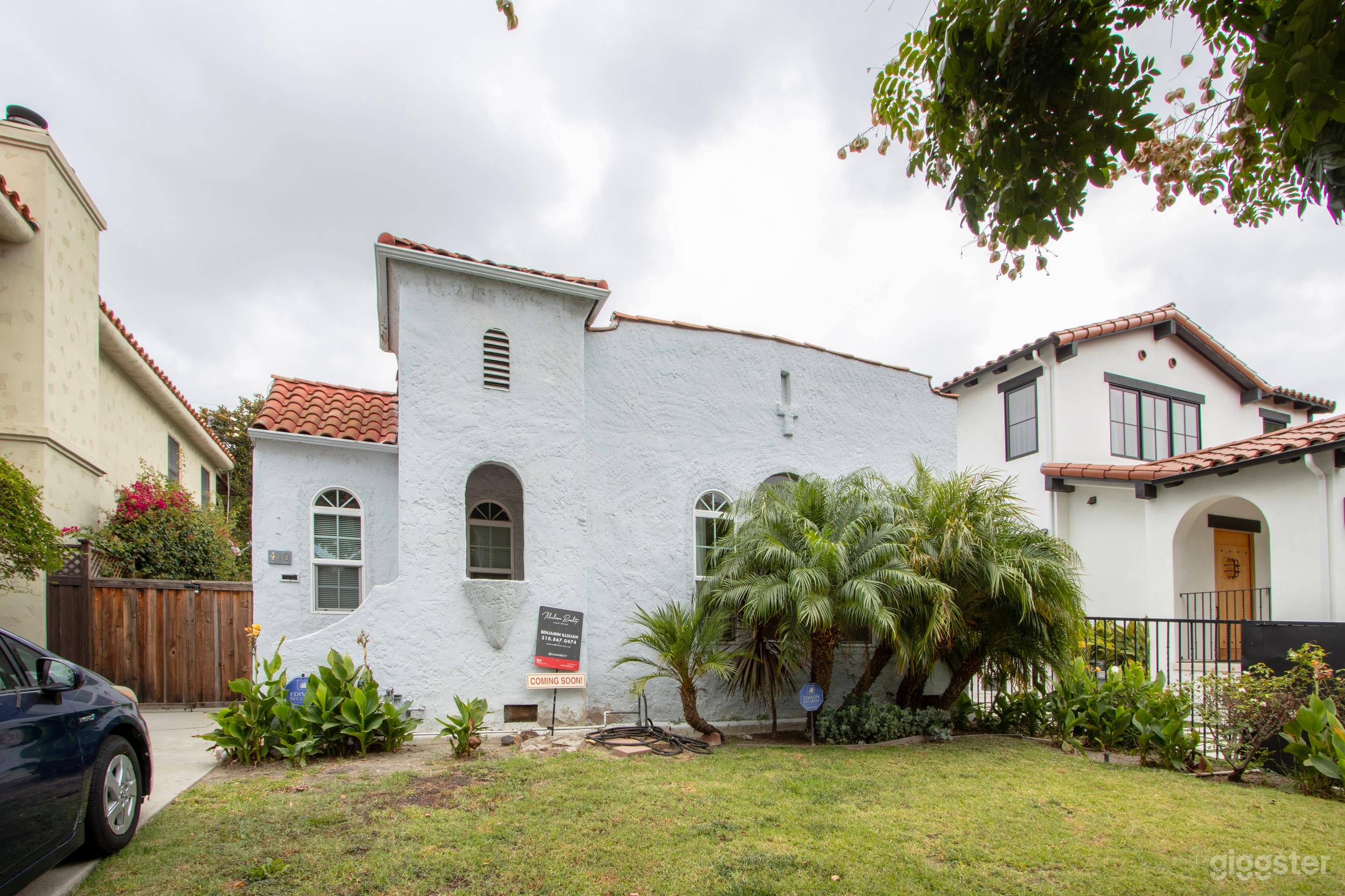 Charming Spanish Home in Weho Photo 2